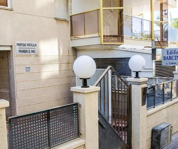 Comfortable Seaside In - 85 M² - Sea View
