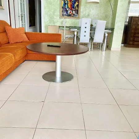 شقة Comfortable Seaside In - 85 M² - Sea View