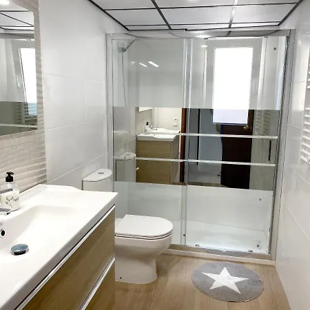 Apartment Comfortable Seaside In 85 M² Sea View Salou